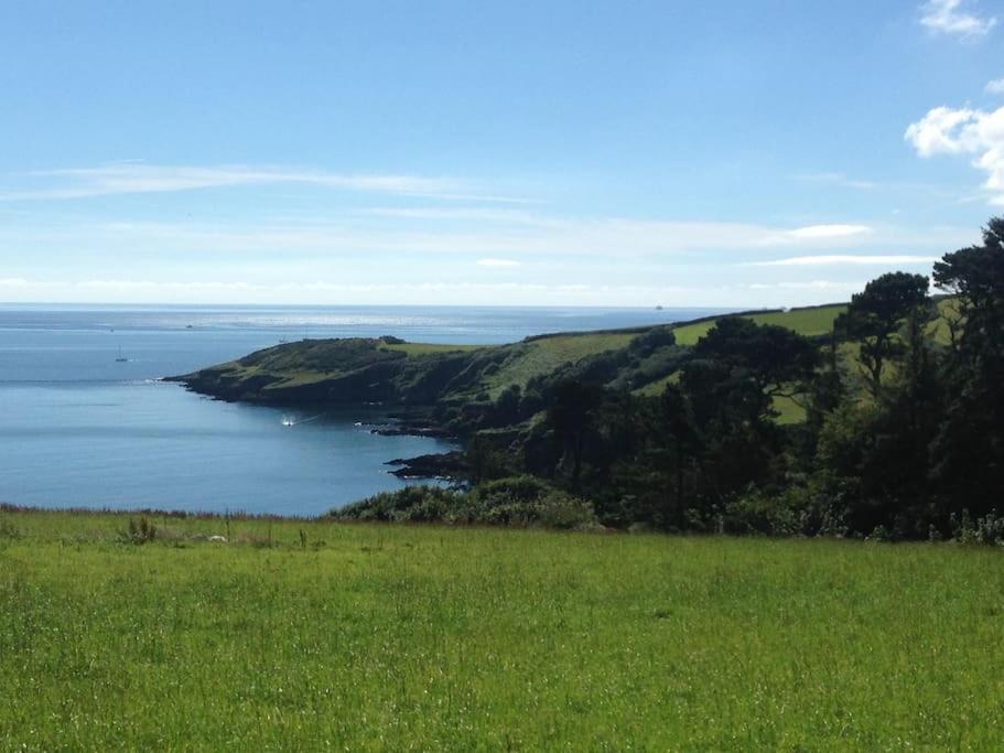 Little Bream - Pretty Cosy Cottage, Sea Views, Walk To The Beach Mawnan Smith Exteriör bild