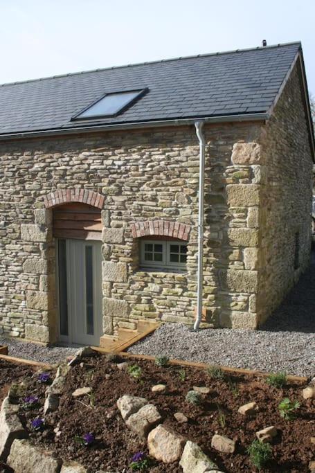 Little Bream - Pretty Cosy Cottage, Sea Views, Walk To The Beach Mawnan Smith Exteriör bild